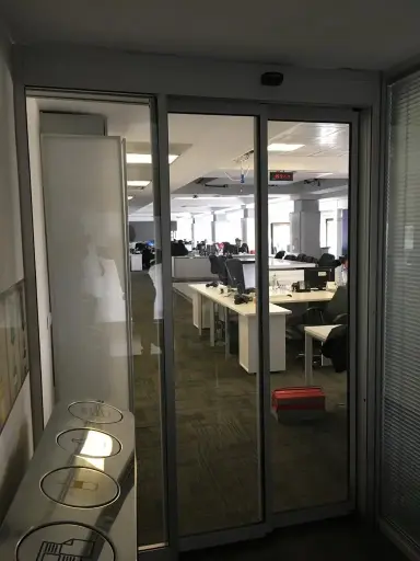 Teleskopik Fotoselli Kapı